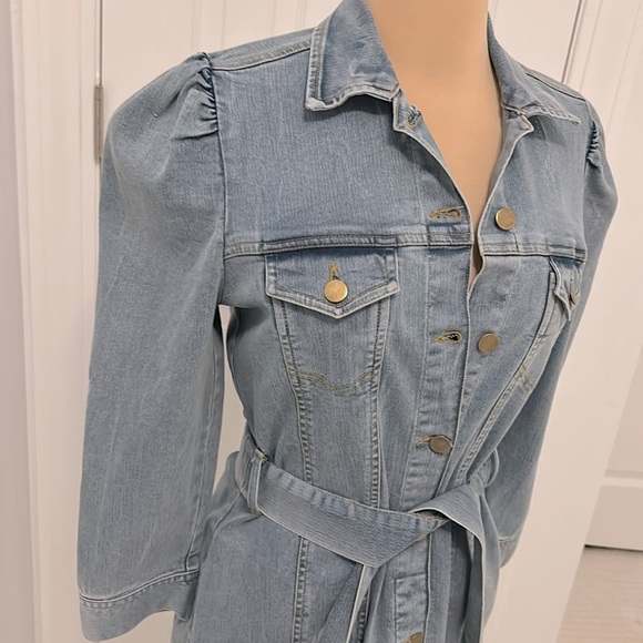 Elan Denim Belted Puff Sleeve Dress - Picture 6 of 13